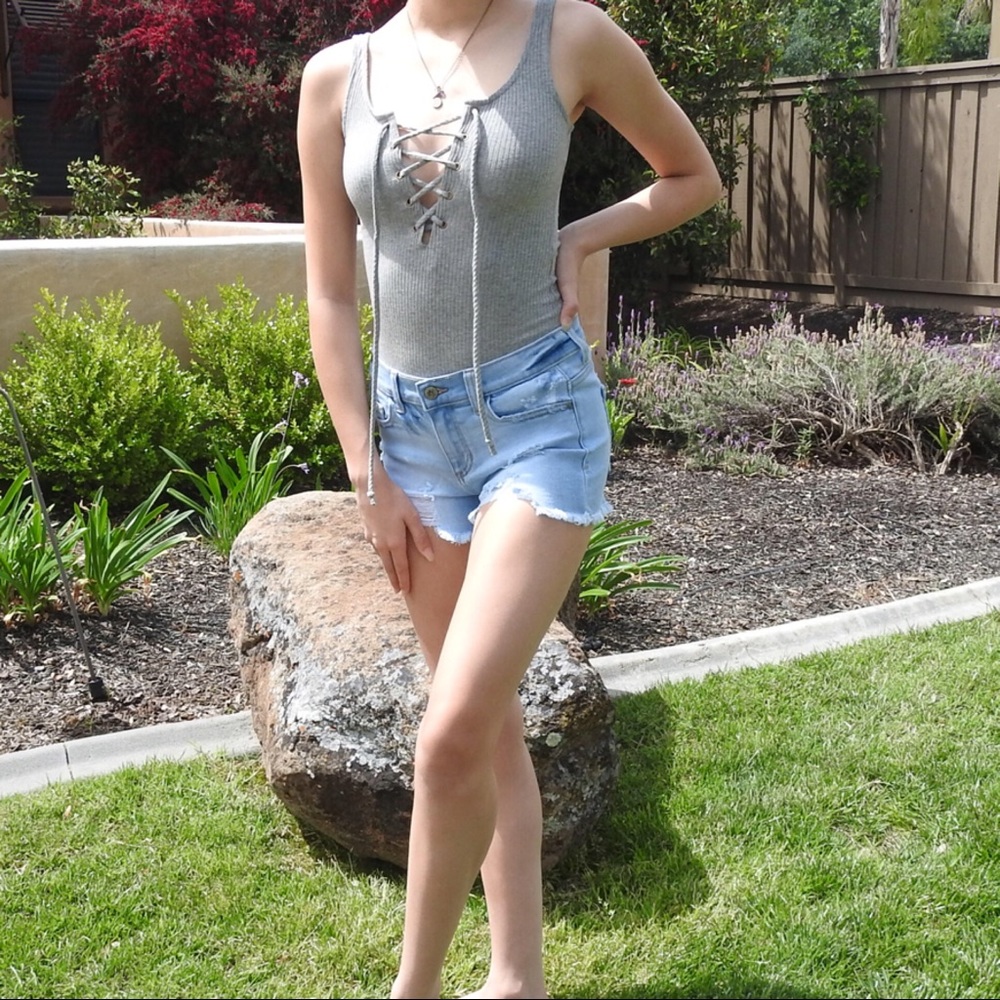 CLEARANCE-FIRM‼️Distressed Denim Shorts - Picture 4 of 8